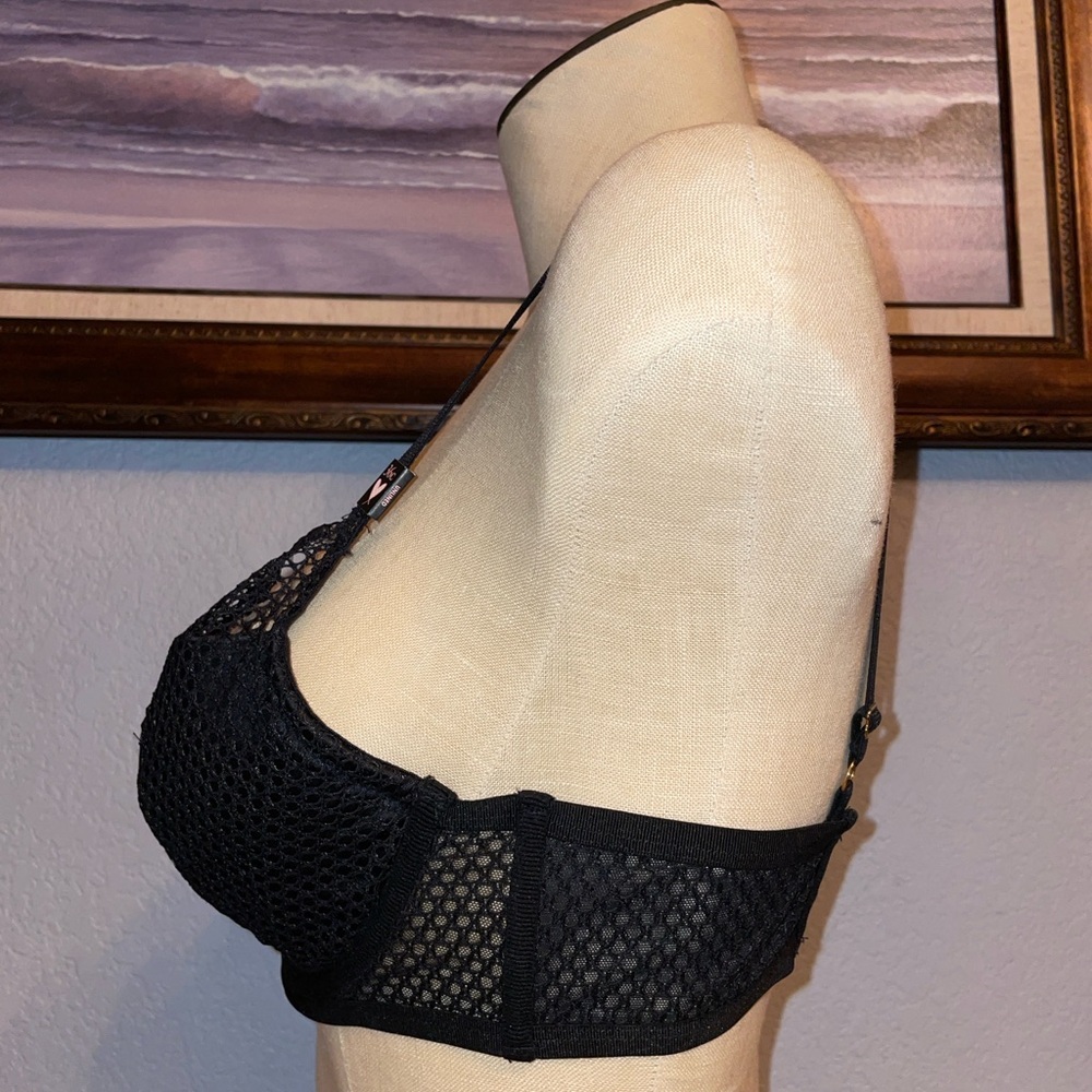 Victoria's Secret Bra VS Fishnet Plunge Bra VS Lace Bra Removable Padding 36C 🆕 - Picture 3 of 16